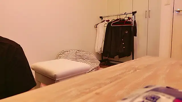 Snapshot of undo-busoku69 chatting on September 12, 2025, 5:40 am undo-busoku69 online show from September 12, 2025, 5:40 am