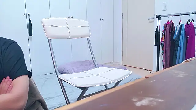 Snapshot of undo-busoku69 chatting on September 28, 2025, 11:17 am undo-busoku69 online show from September 28, 2025, 11:17 am