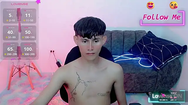 Snapshot of tanjiro_cute chatting on January 30, 2025, 9:36 am tanjiro cute online show from January 30, 2025, 9:36 am