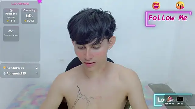 Snapshot of tanjiro_cute chatting on March 15, 2025, 3:29 am tanjiro cute online show from March 15, 2025, 3:29 am
