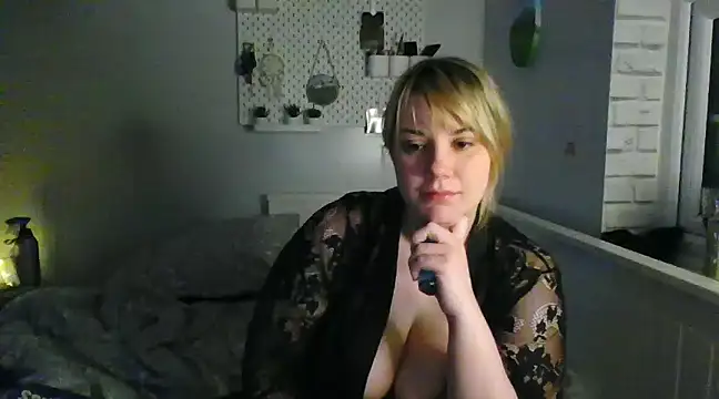 peach x powergirl online show from January 19, 2025, 7:26 pm