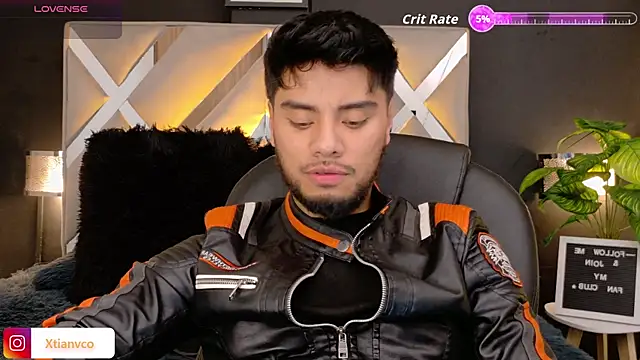 Tommidubois online show from November 25, 2025, 3:51 am