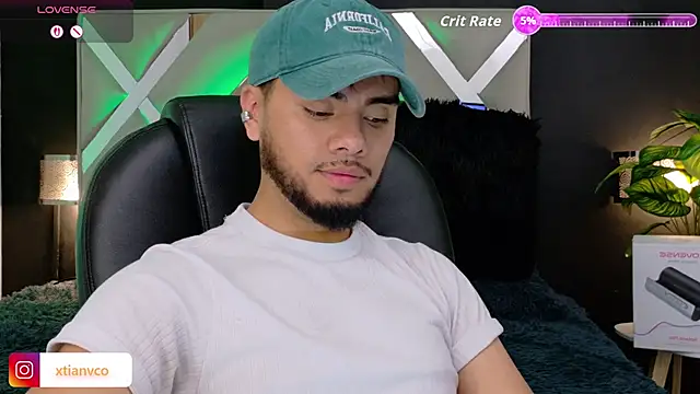 Tommidubois online show from December 17, 2025, 4:06 am