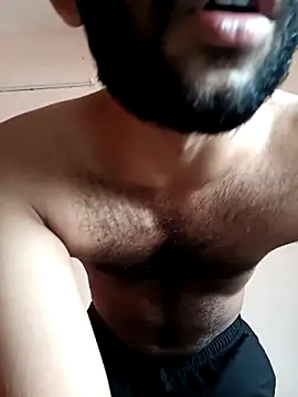 Snapshot of Vignesh3246 chatting on December 5, 2025, 10:36 am Vignesh3246 online show from December 5, 2025, 10:36 am