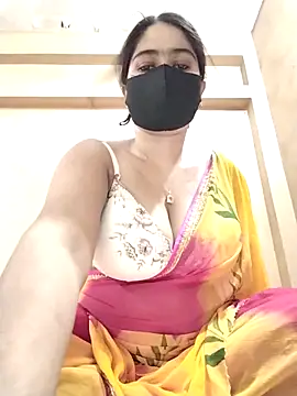 Magical Girl- online show from October 26, 2025, 4:24 am