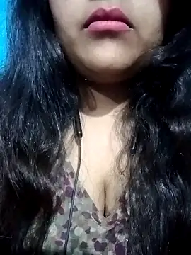 Love-Veronica online show from February 20, 2026, 12:29 pm