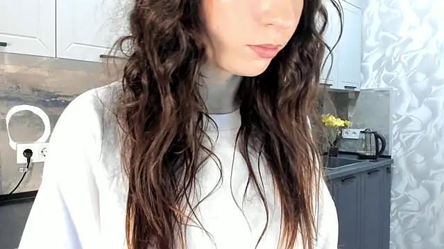 JoanBartram online show from December 19, 2024, 4:02 pm