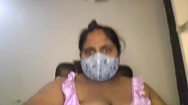 Sexy Radhikaa online show from July 17, 2026, 5:43 pm