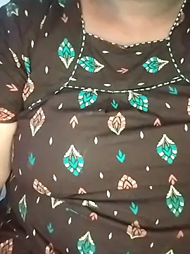 Sexy Radhikaa online show from June 20, 2026, 4:06 am