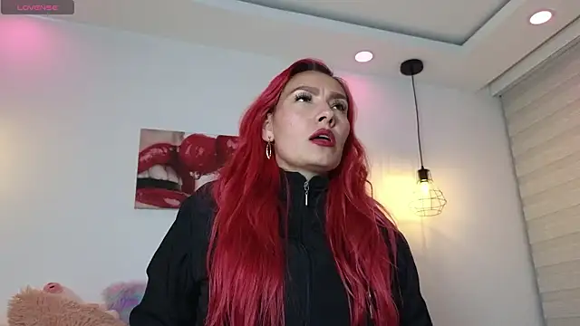 Carol love0411 online show from March 26, 2026, 12:31 am