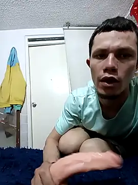 Snapshot of laura_arias018 chatting on September 9, 2025, 1:16 am laura arias018 online show from September 9, 2025, 1:16 am