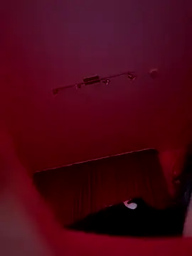 hotiee online show from December 3, 2024, 5:48 am