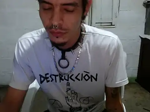 tayler punk noise online show from December 28, 2024, 12:36 am