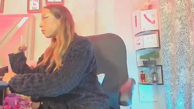 Snapshot of natacha__black_ chatting on February 18, 2025, 8:59 am natacha black online show from February 18, 2025, 8:59 am