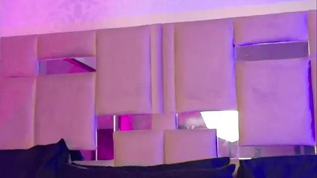 Snapshot of natacha__black_ chatting on January 17, 2026, 6:00 pm natacha black online show from January 17, 2026, 6:00 pm