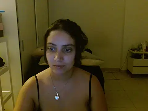 Snapshot of xBubblyBarbiexx chatting on March 5, 2025, 2:03 am xBubblyBarbiexx online show from March 5, 2025, 2:03 am