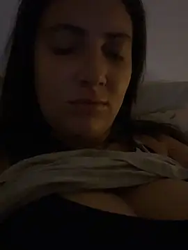 Snapshot of xBubblyBarbiexx chatting on December 2, 2025, 3:19 am xBubblyBarbiexx online show from December 2, 2025, 3:19 am