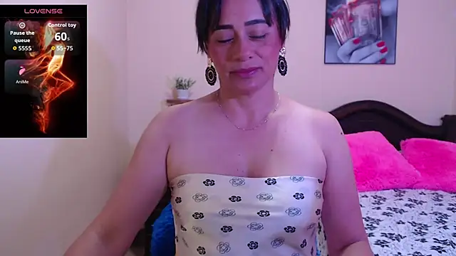 Snapshot of sara_florez1 chatting on January 8, 2026, 11:16 am sara florez1 online show from January 8, 2026, 11:16 am