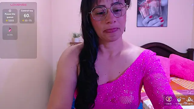 Snapshot of sara_florez1 chatting on January 14, 2026, 11:14 am sara florez1 online show from January 14, 2026, 11:14 am