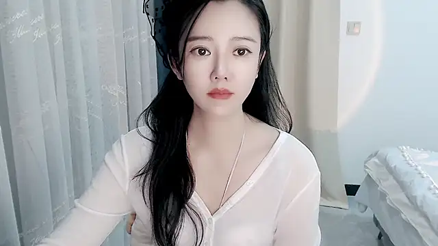 zoe-keke online show from January 18, 2025, 10:49 am