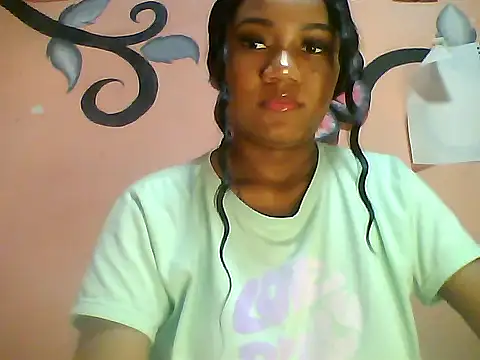 Snapshot of Fariana01 chatting on January 7, 2025, 10:41 pm Fariana01 online show from January 7, 2025, 10:41 pm