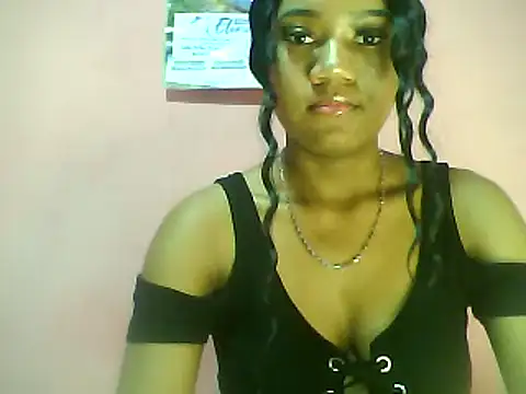 Snapshot of Fariana01 chatting on January 4, 2025, 8:05 pm Fariana01 online show from January 4, 2025, 8:05 pm