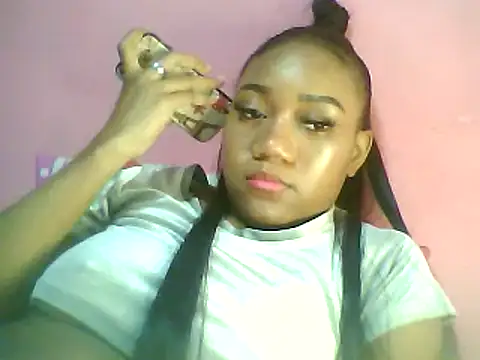 Snapshot of Fariana01 chatting on December 31, 2024, 2:40 am Fariana01 online show from December 31, 2024, 2:40 am