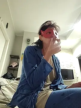 Snapshot of Vagabondainnamorata chatting on December 5, 2025, 4:44 am Vagabondainnamorata online show from December 5, 2025, 4:44 am