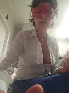 Snapshot of Vagabondainnamorata chatting on April 6, 2026, 4:46 am Vagabondainnamorata online show from April 6, 2026, 4:46 am