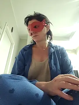 Snapshot of Vagabondainnamorata chatting on December 2, 2025, 3:52 am Vagabondainnamorata online show from December 2, 2025, 3:52 am