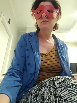 Snapshot of Vagabondainnamorata chatting on March 28, 2026, 5:03 pm Vagabondainnamorata online show from March 28, 2026, 5:03 pm