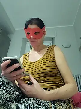 Snapshot of Vagabondainnamorata chatting on December 16, 2025, 7:18 pm Vagabondainnamorata online show from December 16, 2025, 7:18 pm