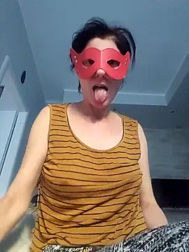 Snapshot of Vagabondainnamorata chatting on January 6, 2026, 8:18 am Vagabondainnamorata online show from January 6, 2026, 8:18 am