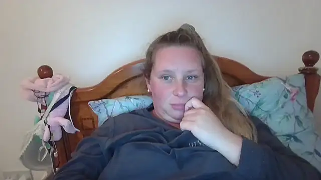 Snapshot of sauseyali chatting on December 20, 2024, 6:35 pm sauseyali online show from December 20, 2024, 6:35 pm