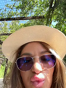 Snapshot of KiraRosse chatting on September 14, 2025, 9:53 am KiraRosse online show from September 14, 2025, 9:53 am