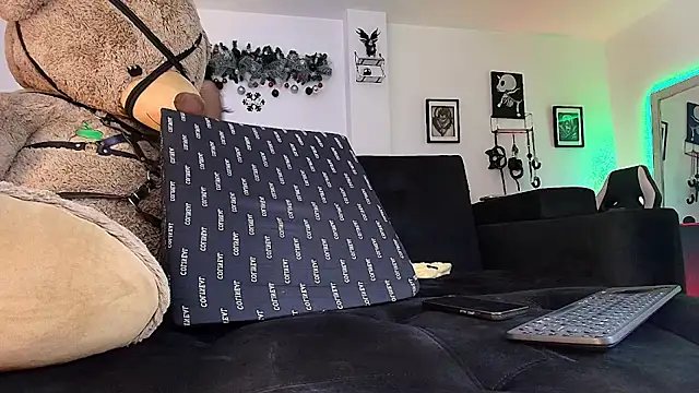 xl dakotadom online show from January 7, 2026, 8:36 pm