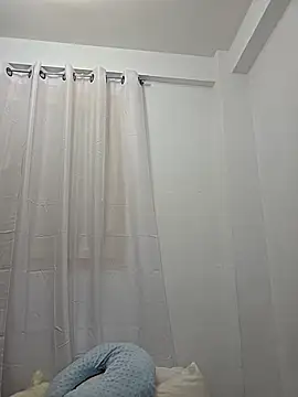 Snapshot of NeredaXxx chatting on November 22, 2025, 10:19 pm NeredaXxx online show from November 22, 2025, 10:19 pm