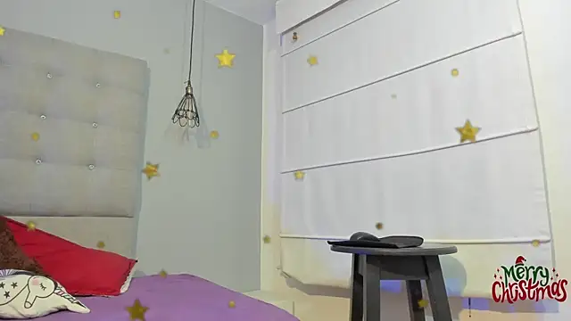 Snapshot of Luxy_Nurse chatting on December 20, 2024, 1:58 am Luxy Nurse online show from December 20, 2024, 1:58 am