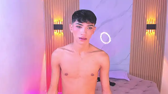 Snapshot of im_sebaslopez chatting on November 11, 2025, 8:03 pm im sebaslopez online show from November 11, 2025, 8:03 pm