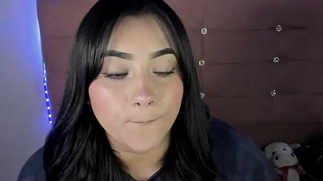 Snapshot of male_couper chatting on February 12, 2025, 10:37 pm male couper online show from February 12, 2025, 10:37 pm