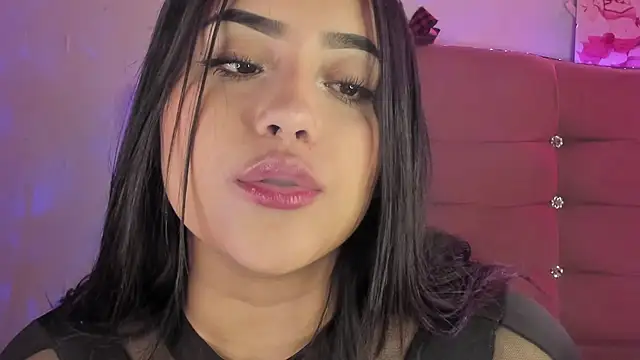 Snapshot of male_couper chatting on January 22, 2025, 3:18 pm male couper online show from January 22, 2025, 3:18 pm