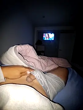 Snapshot of Carlosescor chatting on December 4, 2024, 4:26 am Carlosescor online show from December 4, 2024, 4:26 am