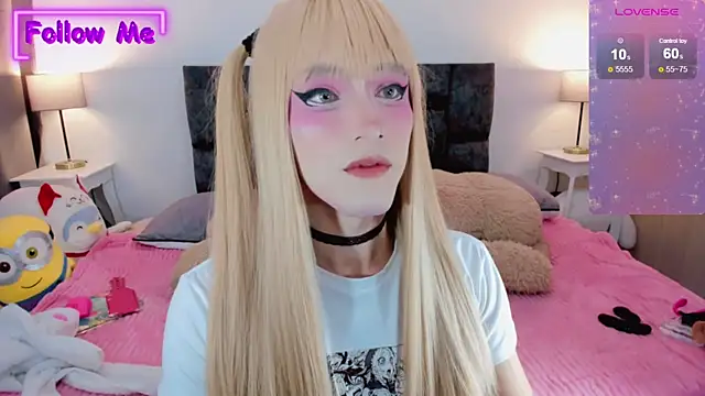 Snapshot of Kirmyy_ chatting on February 12, 2025, 9:22 pm Kirmyy  online show from February 12, 2025, 9:22 pm
