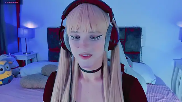 Snapshot of Kirmyy_ chatting on September 30, 2025, 8:59 pm Kirmyy  online show from September 30, 2025, 8:59 pm