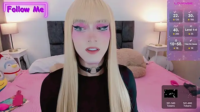 Snapshot of Kirmyy_ chatting on February 27, 2025, 10:09 pm Kirmyy  online show from February 27, 2025, 10:09 pm