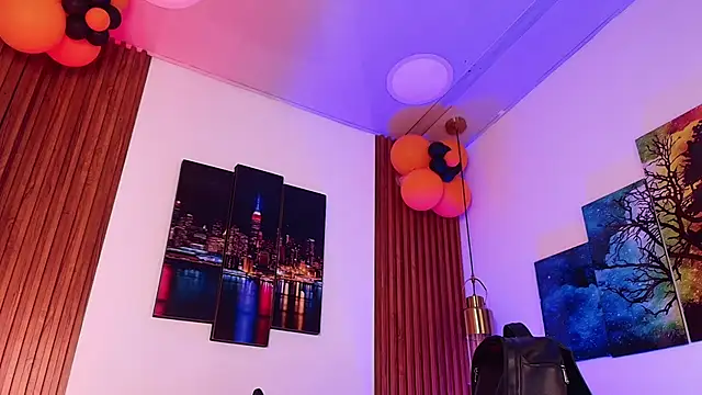 Snapshot of Noah_Xitruxx chatting on November 6, 2025, 3:21 am Noah Xitruxx online show from November 6, 2025, 3:21 am