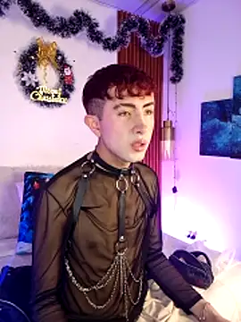 Snapshot of Noah_Xitruxx chatting on December 18, 2025, 1:48 pm Noah Xitruxx online show from December 18, 2025, 1:48 pm