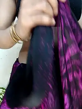 Snapshot of xpihu chatting on February 20, 2026, 10:33 pm xpihu online show from February 20, 2026, 10:33 pm