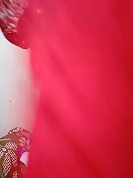 xpihu online show from November 30, 2025, 5:58 pm