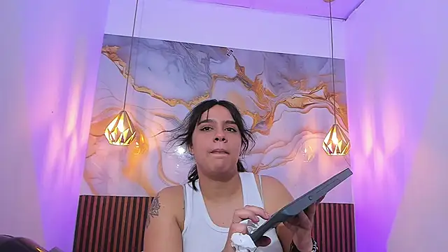 MelissaGilll online show from December 19, 2025, 7:16 pm